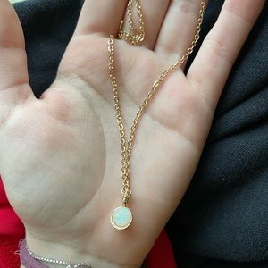 Simple stone necklace